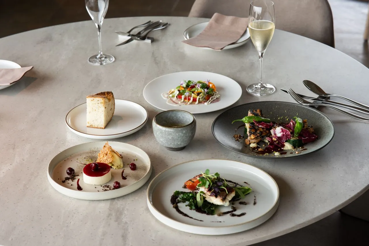 Premium hotel visual from the Dravonessa Grand Inn gallery